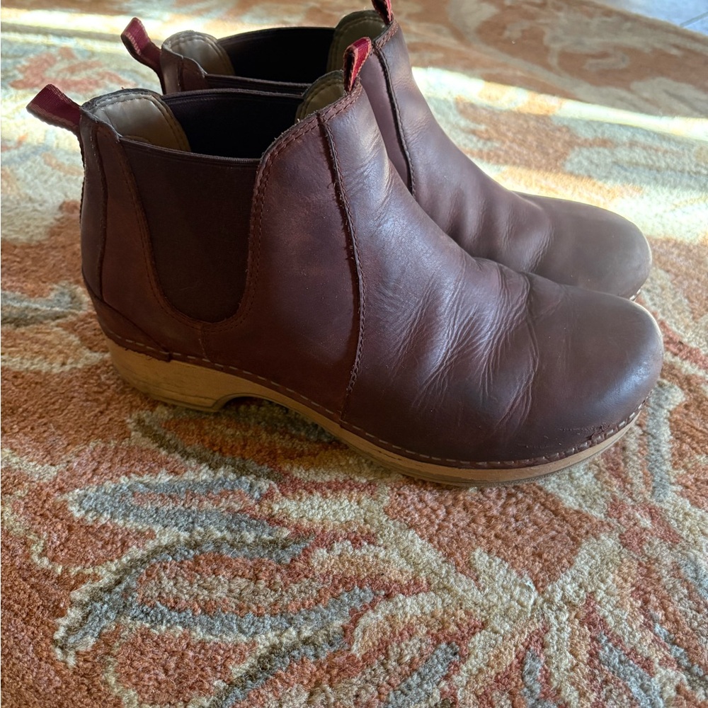 Dansko womens becka mahogany oiled boots